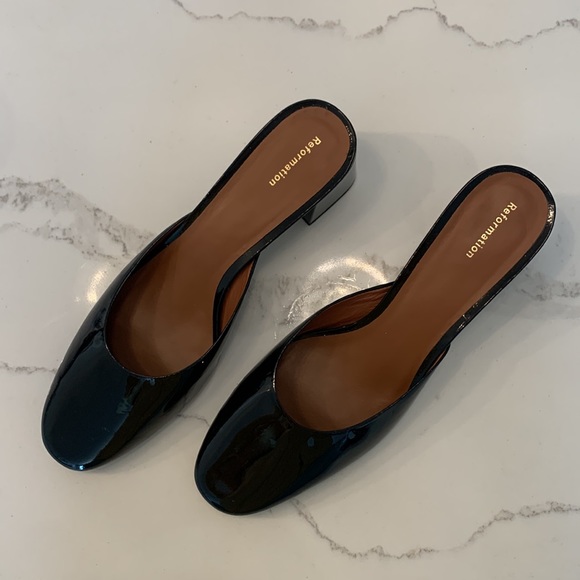 Reformation Marina Block Heel Mules - Black Patent - Picture 5 of 8